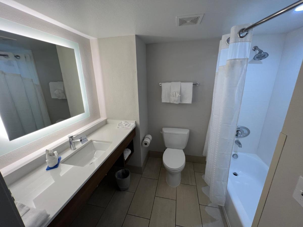 Holiday Inn Express Hotel & Suites Lake Elsinore By Ihg Extérieur photo