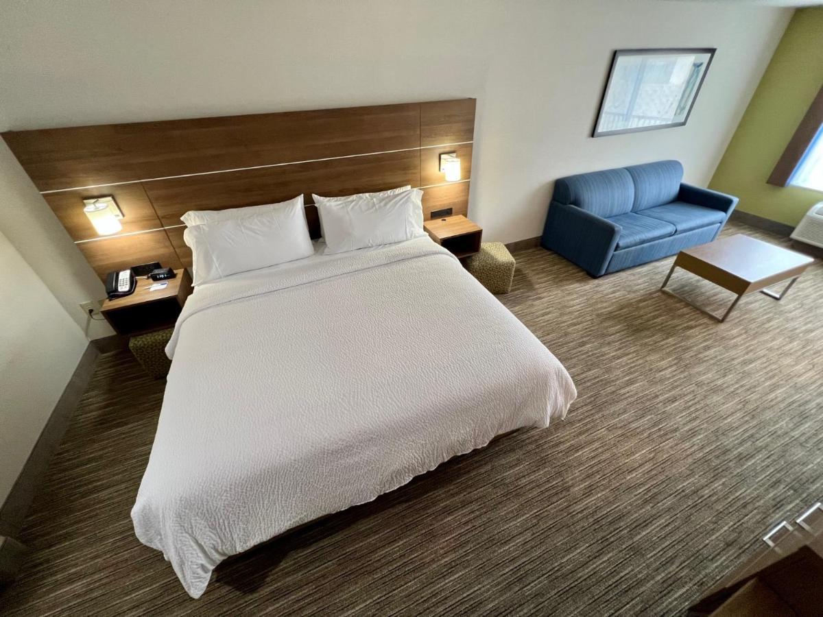 Holiday Inn Express Hotel & Suites Lake Elsinore By Ihg Extérieur photo