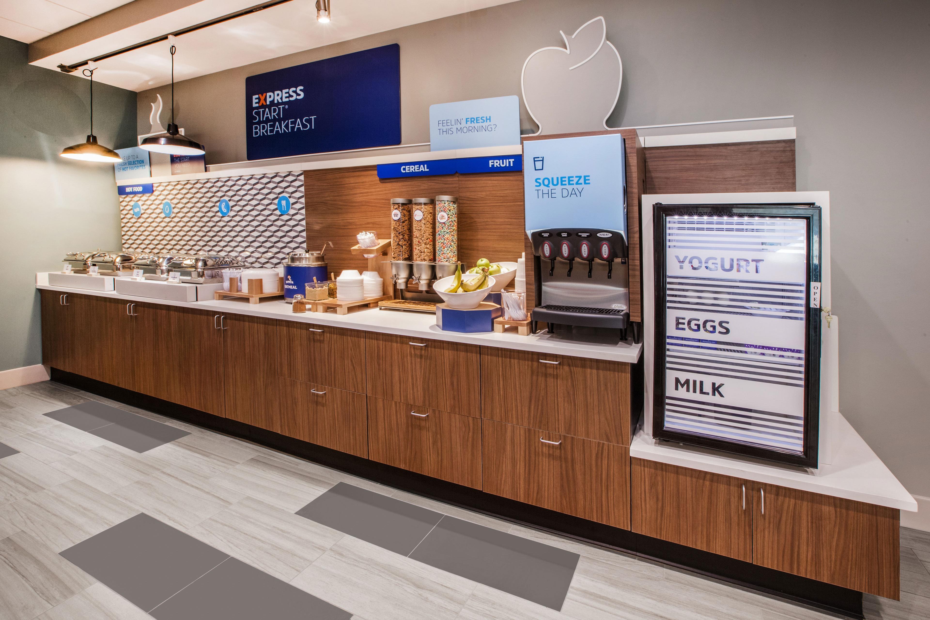 Holiday Inn Express Hotel & Suites Lake Elsinore By Ihg Extérieur photo