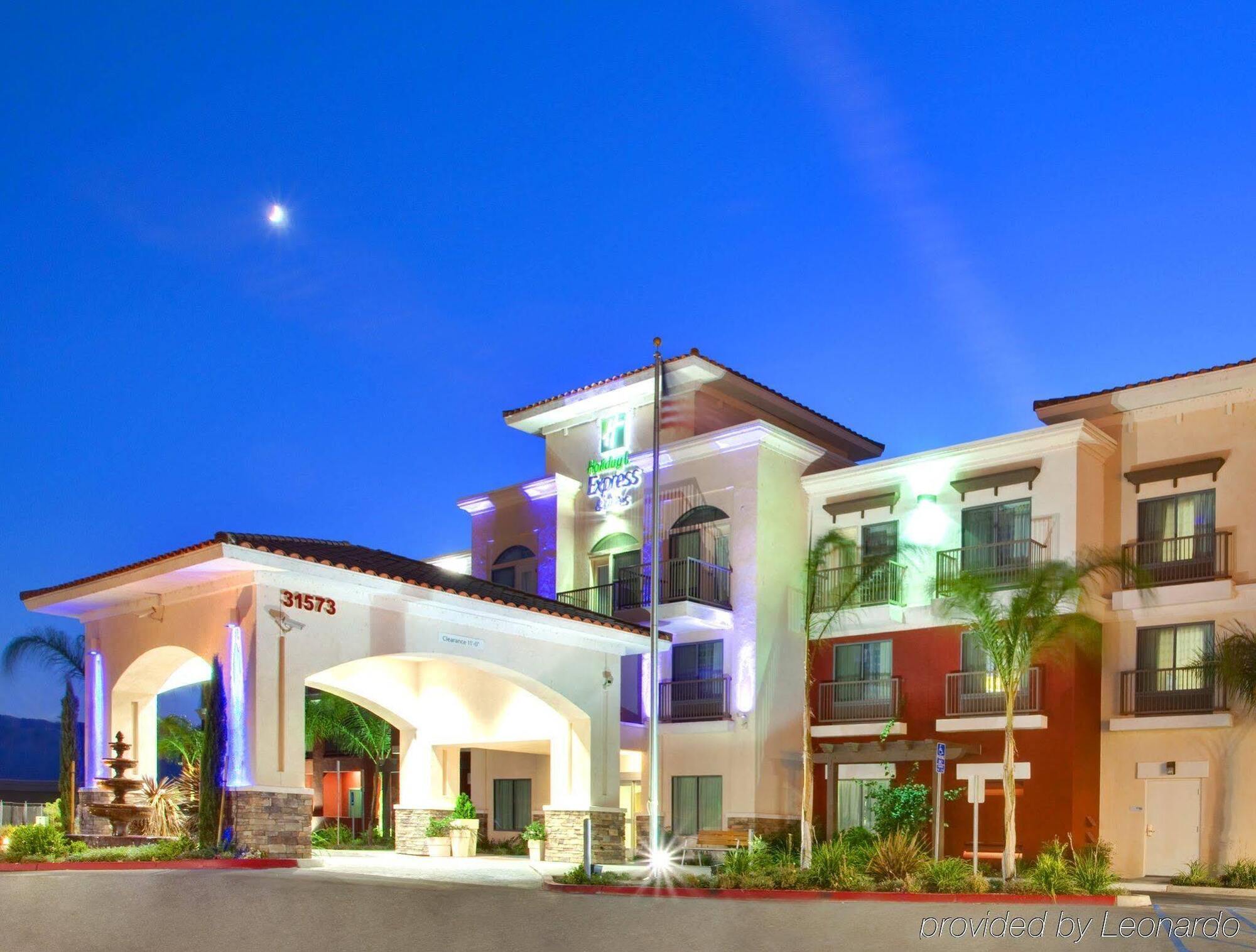 Holiday Inn Express Hotel & Suites Lake Elsinore By Ihg Extérieur photo