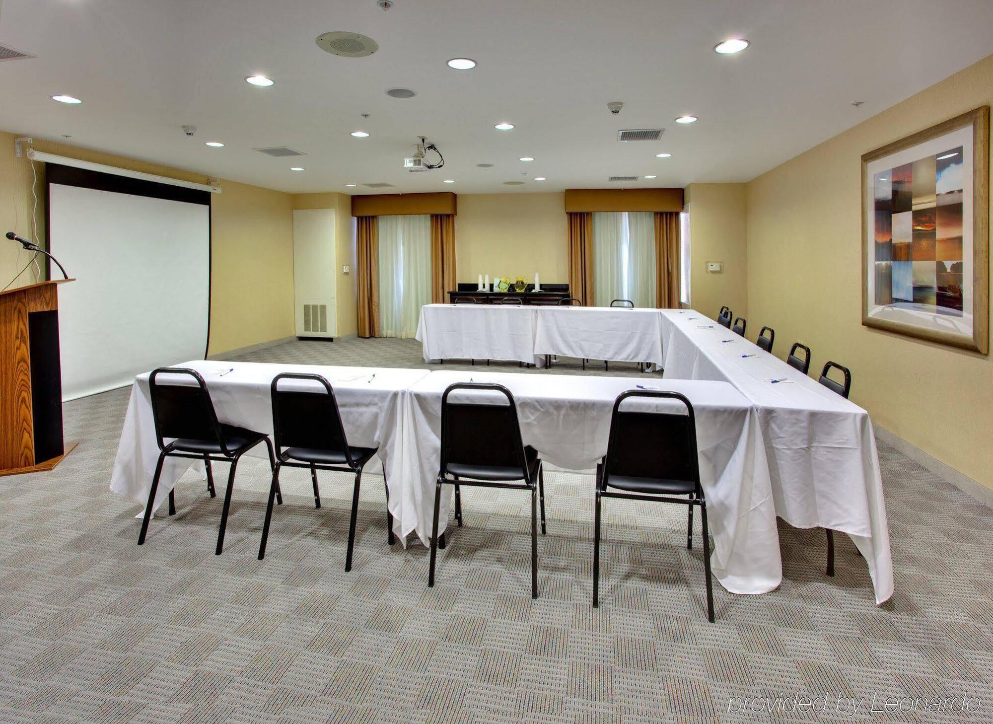 Holiday Inn Express Hotel & Suites Lake Elsinore By Ihg Extérieur photo